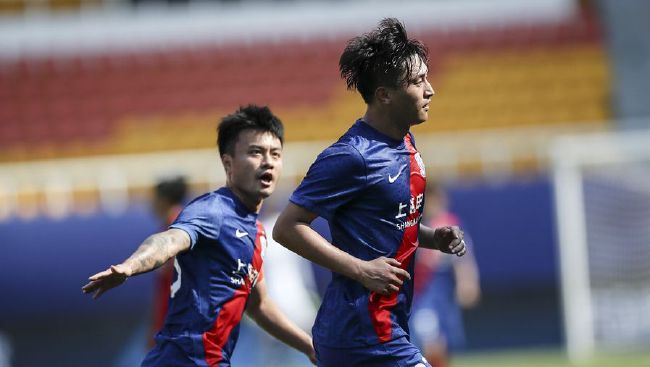 全场比赛结束，国际米兰2-0莱切。